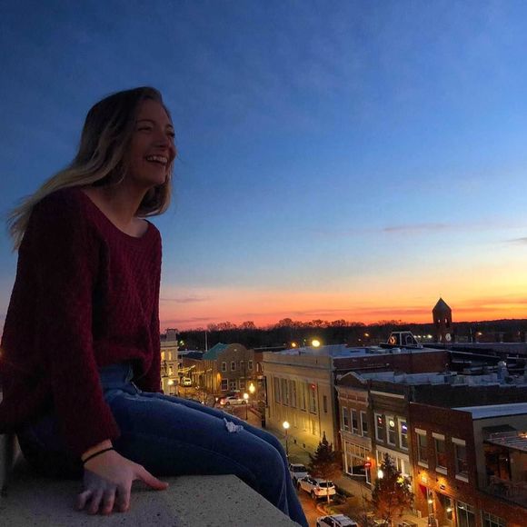 Meet your Posher, Breanna ray - Picture 1 of 1